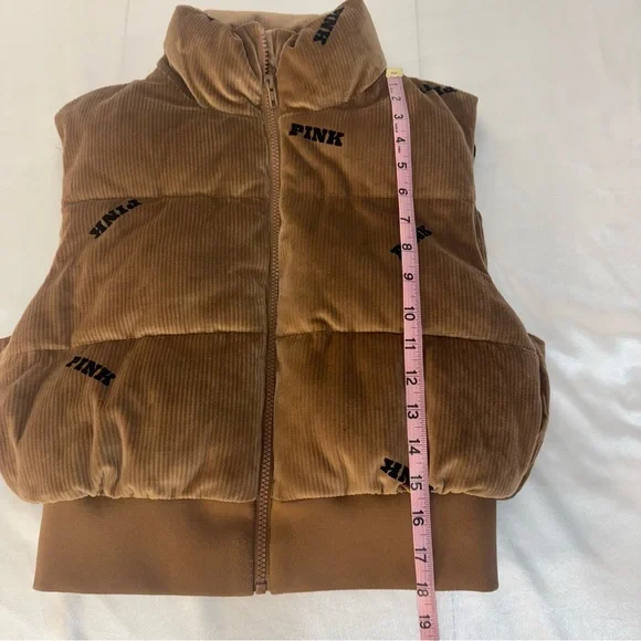 Victoria’s Secret Pink Super Soft Ribbed Velour Cropped Puffer Vest - Picture 7 of 9